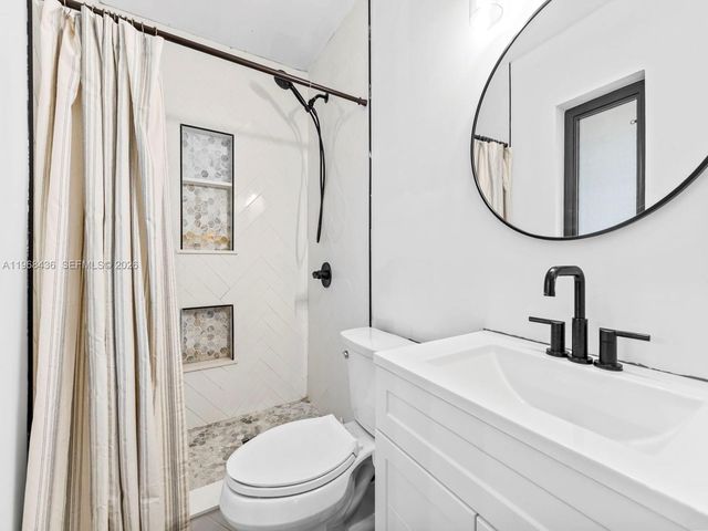 10415 SW 200th St, Cutler Bay, FL 33157