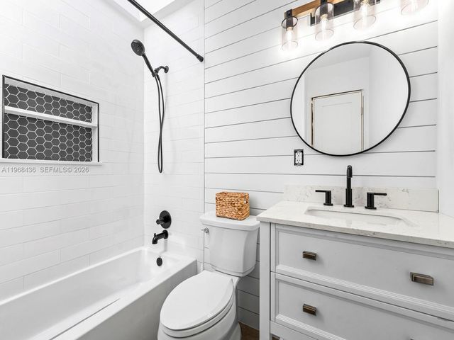 10415 SW 200th St, Cutler Bay, FL 33157