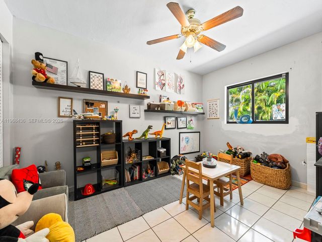 10415 SW 200th St, Cutler Bay, FL 33157