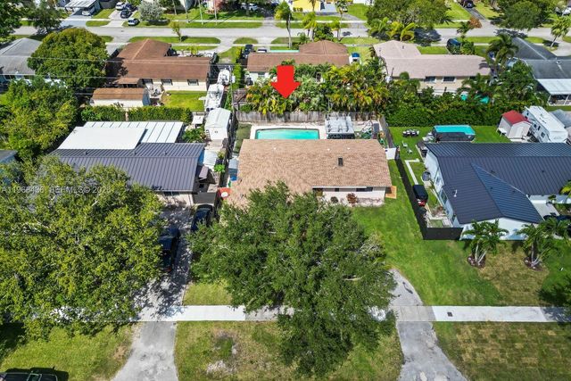 10415 SW 200th St, Cutler Bay, FL 33157