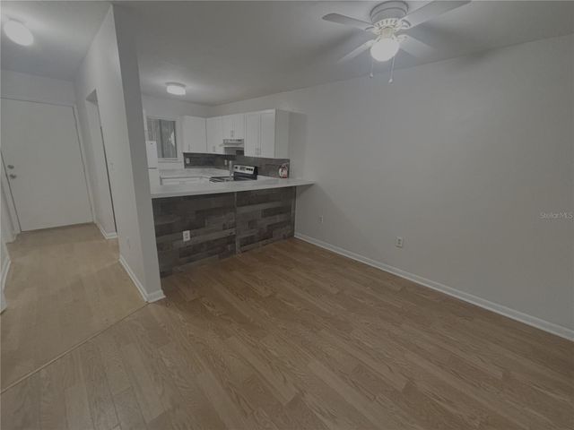 81 SE 16TH AVENUE D-103, Gainesville, FL 32601