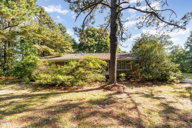 4737 Rosehill Road, Fayetteville, NC 28311