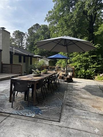 3740 High Point Lane SW, Atlanta, GA 30331