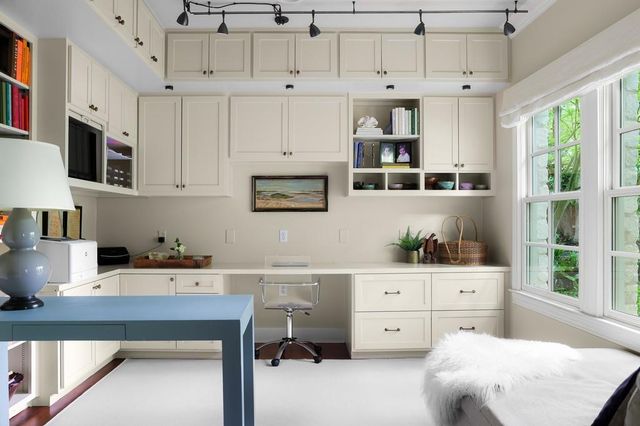 1312 Elton LN, Austin, TX 78703