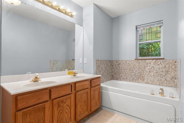 1935 Anchorage Drive, Festus, MO 63028