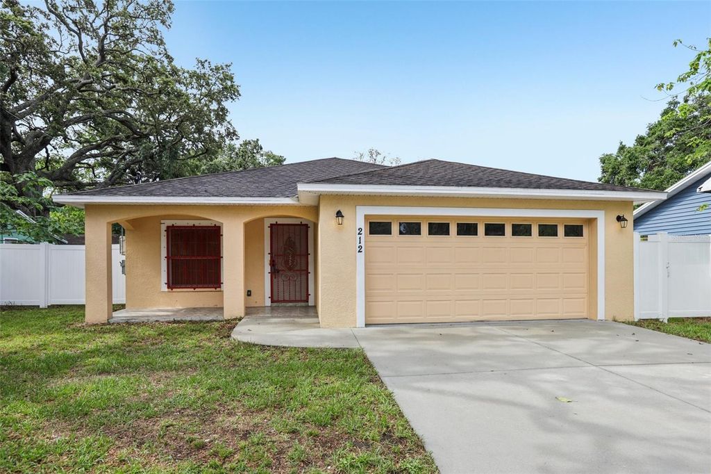 212 W HUMPHREY STREET, Tampa, FL 33604