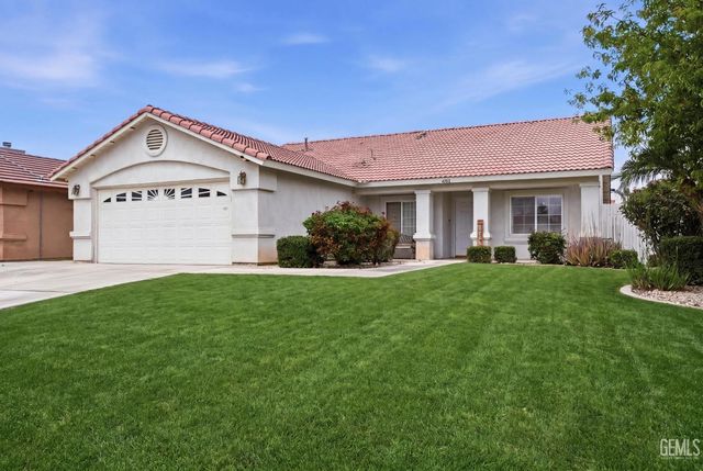 4202 Silver Maple Court, Bakersfield, CA 93313