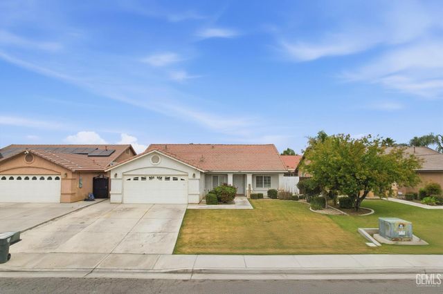 4202 Silver Maple Court, Bakersfield, CA 93313