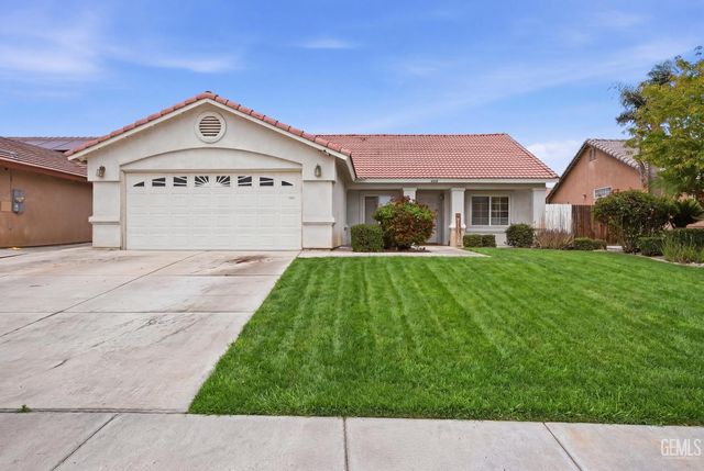 4202 Silver Maple Court, Bakersfield, CA 93313