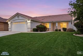 4202 Silver Maple Court, Bakersfield, CA 93313