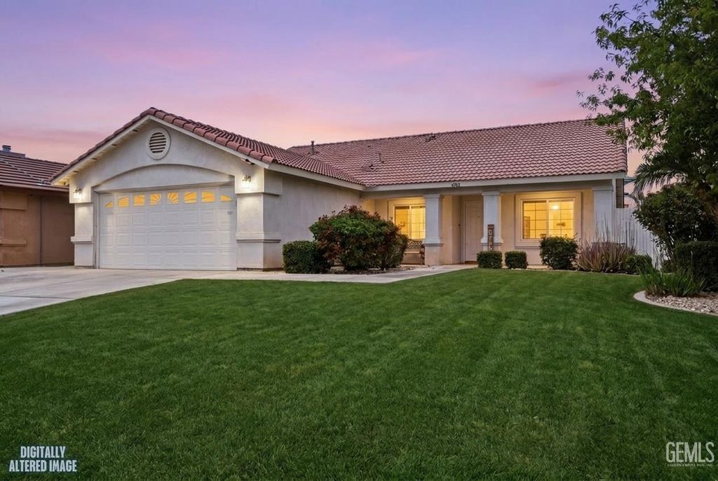 4202 Silver Maple Court, Bakersfield, CA 93313