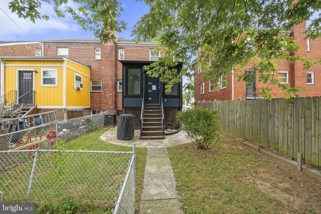 4956 SARGENT RD NE, Washington, DC 20017