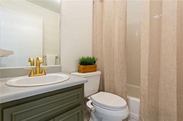 3507 Vinings North Trail SE, Smyrna, GA 30080