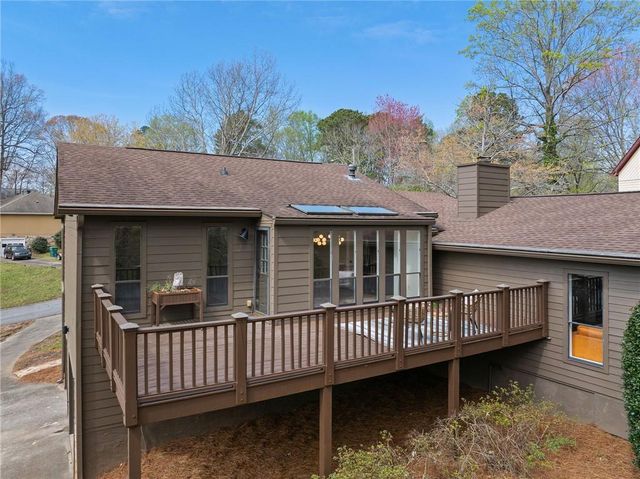 3507 Vinings North Trail SE, Smyrna, GA 30080