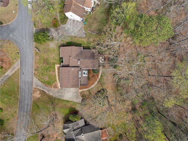 3507 Vinings North Trail SE, Smyrna, GA 30080