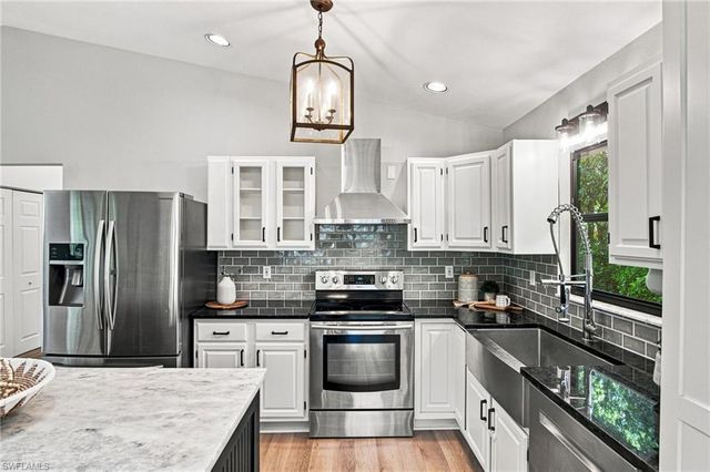 4971 Hickory Wood DR, Naples, FL 34119