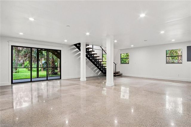 4971 Hickory Wood DR, Naples, FL 34119