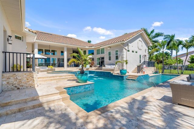 6320 PASADENA POINT BOULEVARD, Gulfport, FL 33707