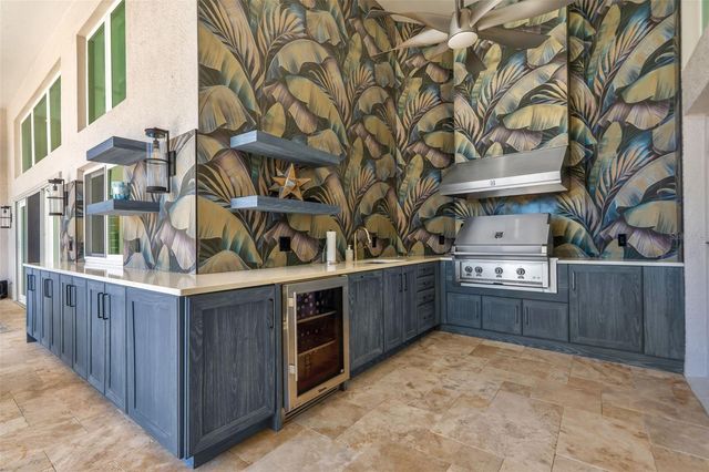 6320 PASADENA POINT BOULEVARD, Gulfport, FL 33707