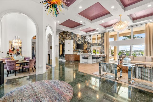 6320 PASADENA POINT BOULEVARD, Gulfport, FL 33707