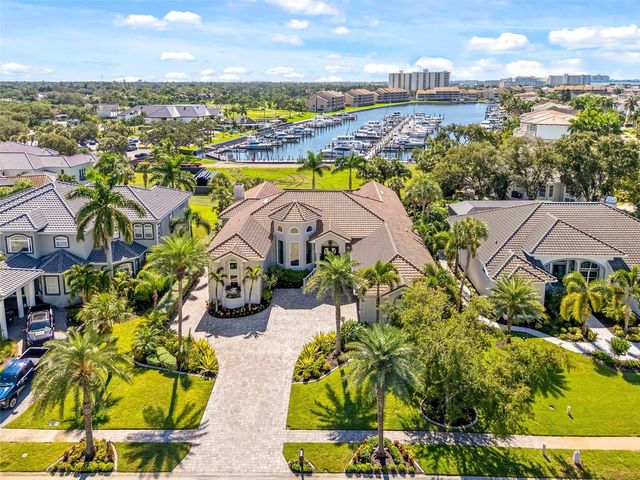 6320 PASADENA POINT BOULEVARD, Gulfport, FL 33707