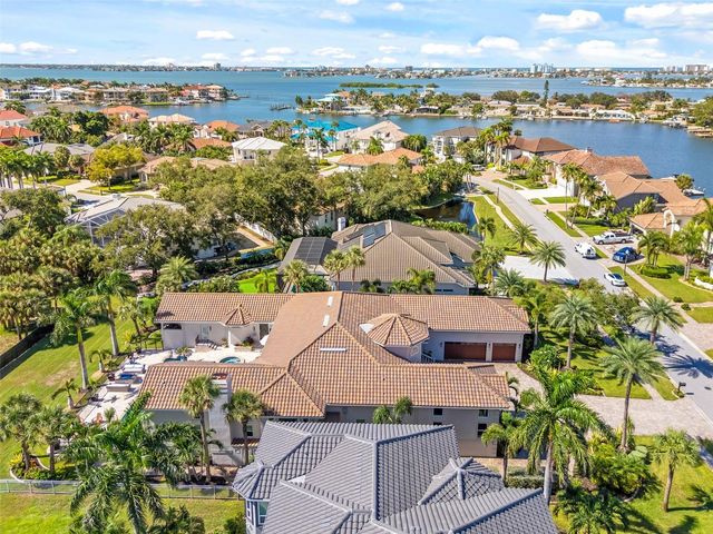 6320 PASADENA POINT BOULEVARD, Gulfport, FL 33707