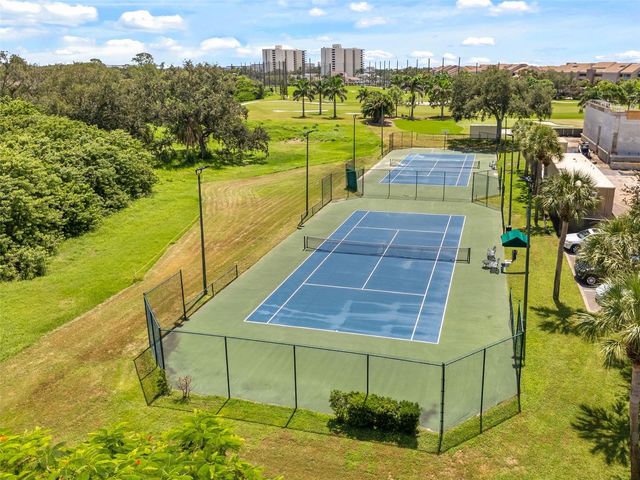 6320 PASADENA POINT BOULEVARD, Gulfport, FL 33707