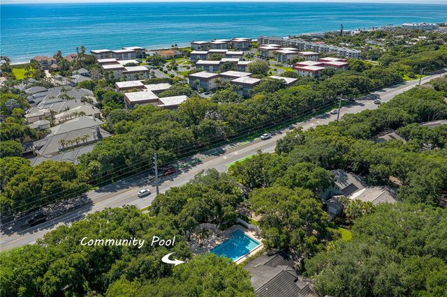 220 S Peppertree Drive, Vero Beach, FL 32963