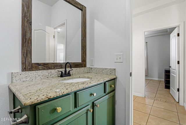 536 El Cerro Drive, Sunland Park, NM 88063