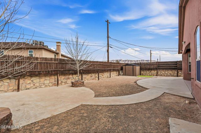 536 El Cerro Drive, Sunland Park, NM 88063