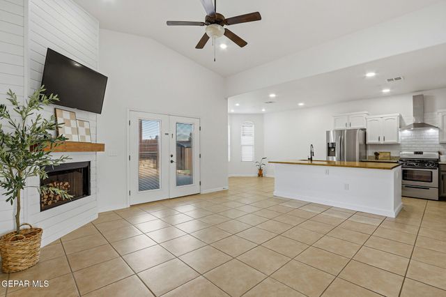 536 El Cerro Drive, Sunland Park, NM 88063