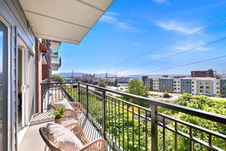 1015 Railroad Avenue #210, Bellingham, WA 98225