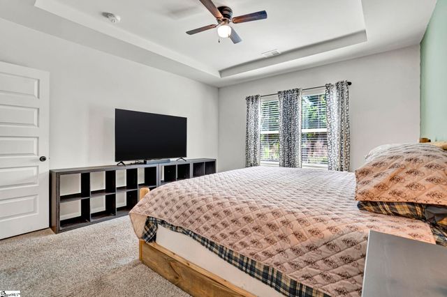 135 Mainsail Way, Spartanburg, SC 29302