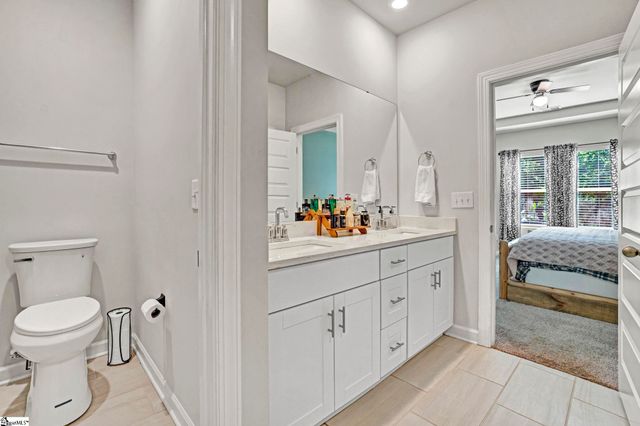 135 Mainsail Way, Spartanburg, SC 29302
