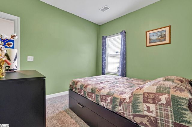 135 Mainsail Way, Spartanburg, SC 29302