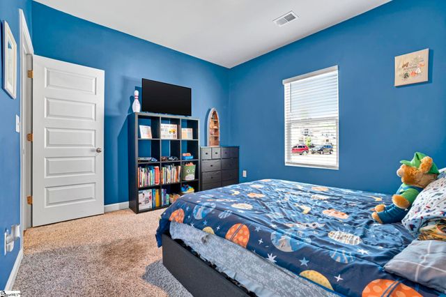 135 Mainsail Way, Spartanburg, SC 29302
