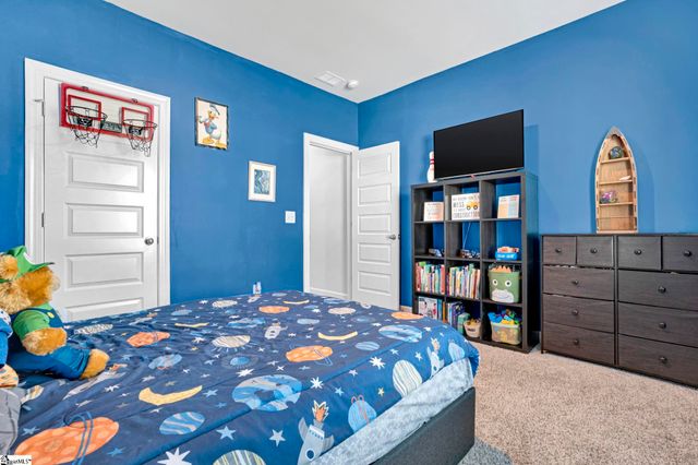 135 Mainsail Way, Spartanburg, SC 29302