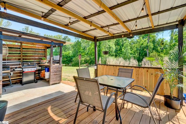 135 Mainsail Way, Spartanburg, SC 29302