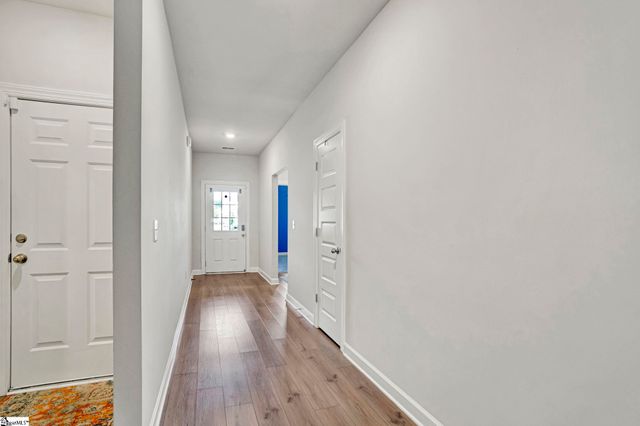 135 Mainsail Way, Spartanburg, SC 29302