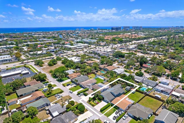 328 HASTINGS Street, Boca Raton, FL 33487