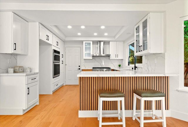 11 Paddock Ct, Pleasant Hill, CA 94523