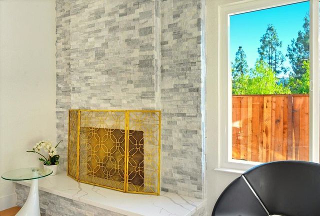 11 Paddock Ct, Pleasant Hill, CA 94523