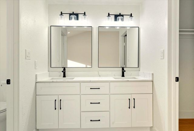 11 Paddock Ct, Pleasant Hill, CA 94523