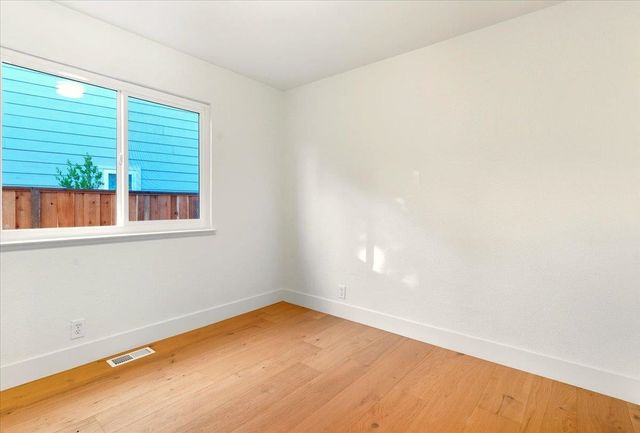 11 Paddock Ct, Pleasant Hill, CA 94523