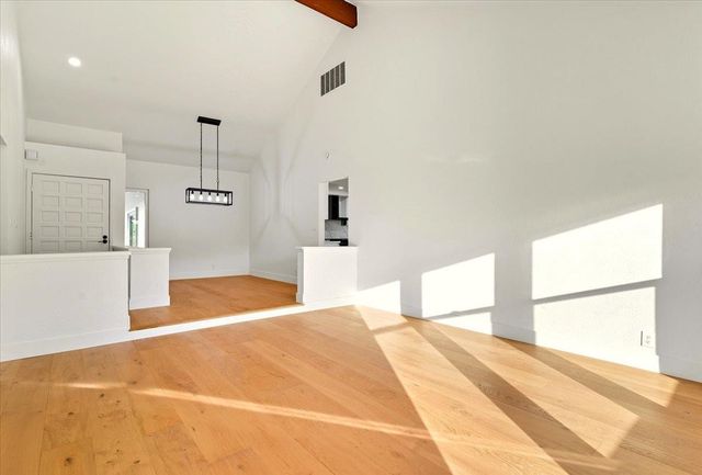 11 Paddock Ct, Pleasant Hill, CA 94523