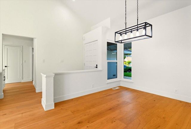 11 Paddock Ct, Pleasant Hill, CA 94523