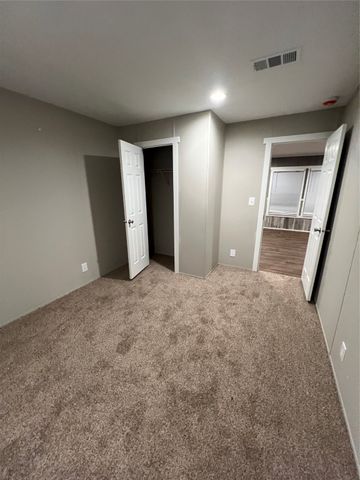 197 E Sweden Street, Walnut Springs, TX 76690