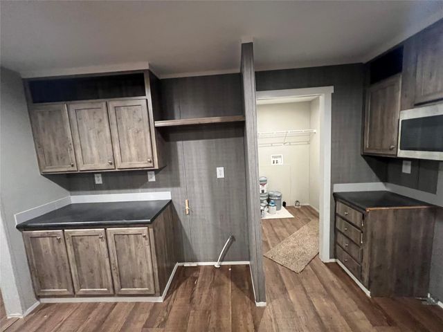 197 E Sweden Street, Walnut Springs, TX 76690