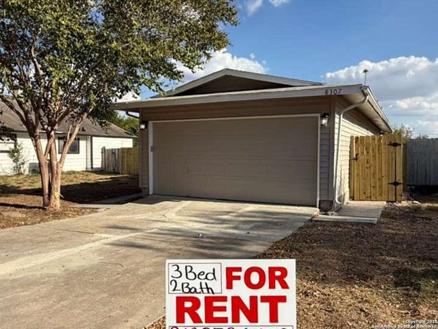 8307 Maple Ridge, San Antonio, TX 78239