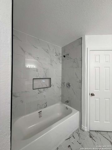 8307 Maple Ridge, San Antonio, TX 78239